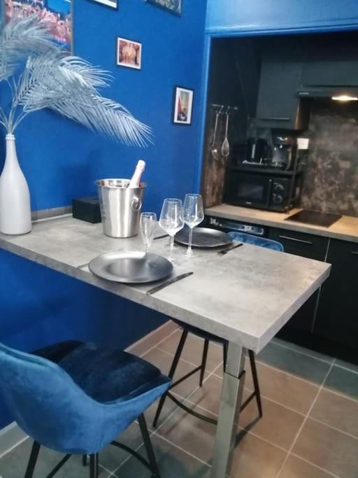 Appartement Avec Sauna Et Balneo Privatifs -Troyes Centre Екстериор снимка